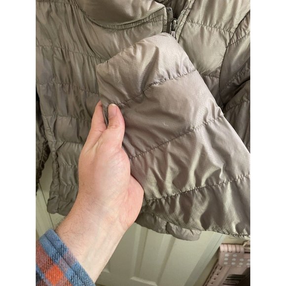 Athleta Womens Small Puffer Coat Beige Gold Goose Down Zip Pockets Snap Quilted - Picture 6 of 14